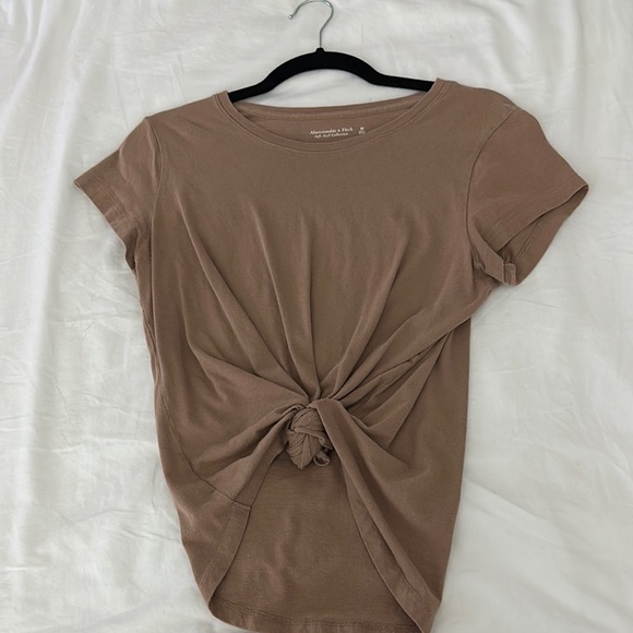 Abercrombie & Fitch Tan Crew Neck Tie Front T-Shirt - Picture 2 of 5